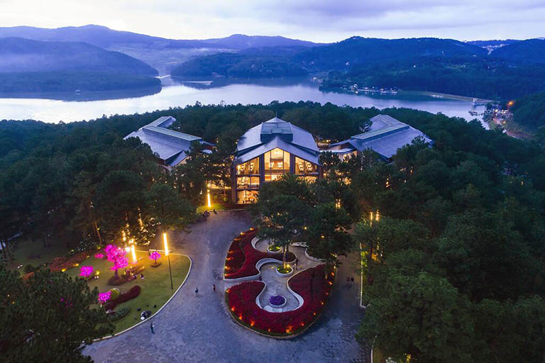 Khách sạn đẹp gần Hồ Tuyền Lâm Đà Lạt