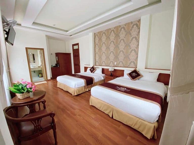 Queen Villa Hotel Đà Lạ