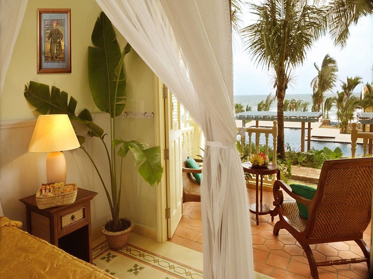 Review] La Veranda Resort Phú Quốc Dinh Thự Kiểu Pháp View Biển Cực Đẹp