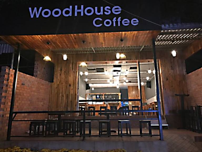 WoodHouse Coffee Phú Quốc