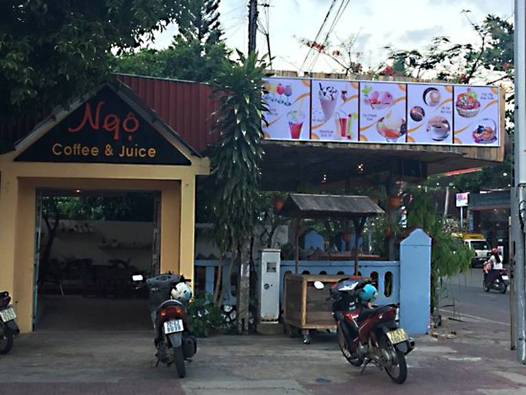 Quán kem dừa tại Côn Đảo