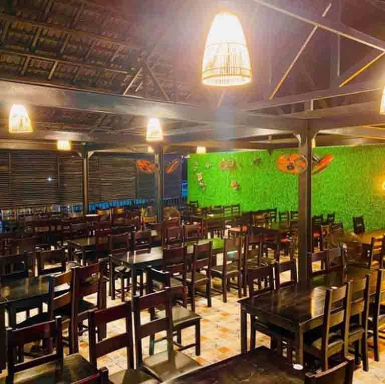 Nướng và Niêu Đại Việt là một nhà hàng ngon nổi tiếng gần Bãi Sau Vũng Tàu 