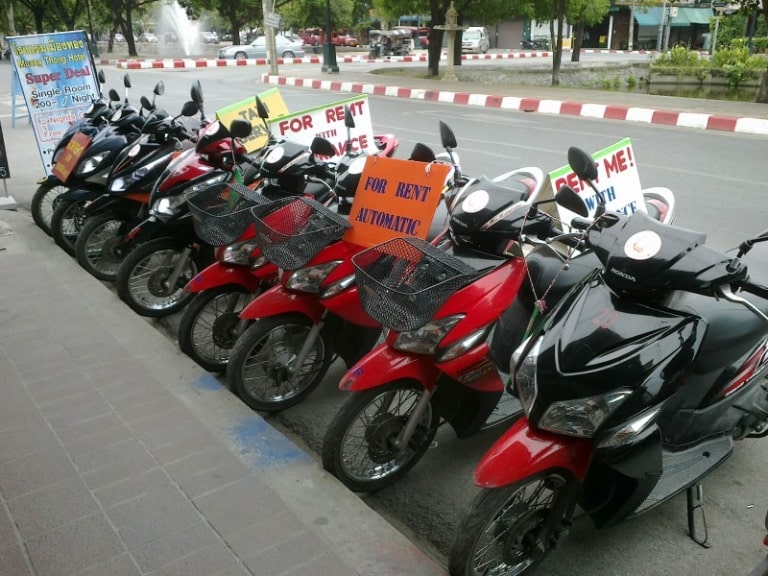 Cửa hàng cho thuê xe máy Ánh Hồng là một trong những địa chỉ cho thuê xe máy đầu tiên trong thành phố