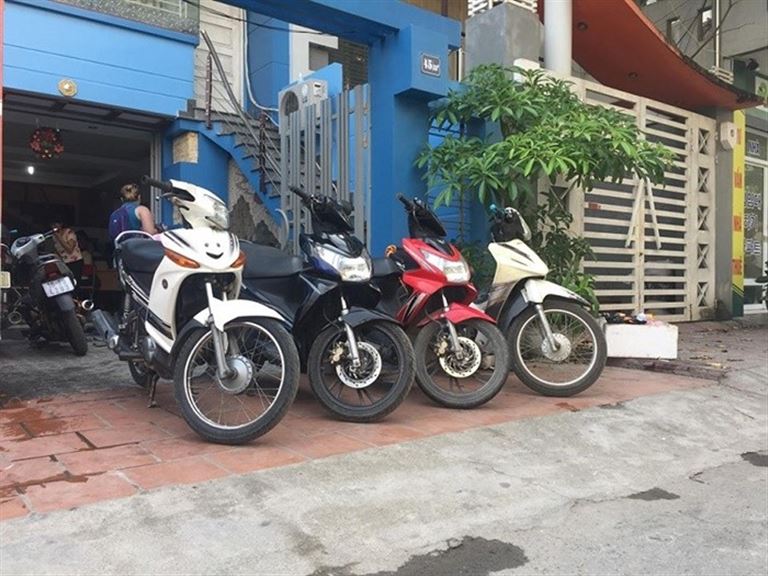 Thủ tục thuê xe máy tại Măng Đen, Kon Tum nhìn chung khá đơn giản và nhanh gọn. 