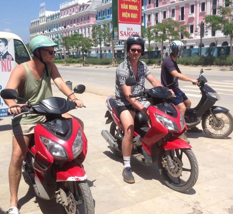 Thuê xe máy Nam Định - Vị Hoàng