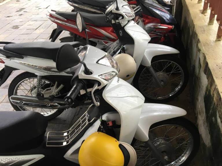 Đồng Hưng Hotel nắm trọn tâm lý khách hàng bằng cách cho thuê xe máy