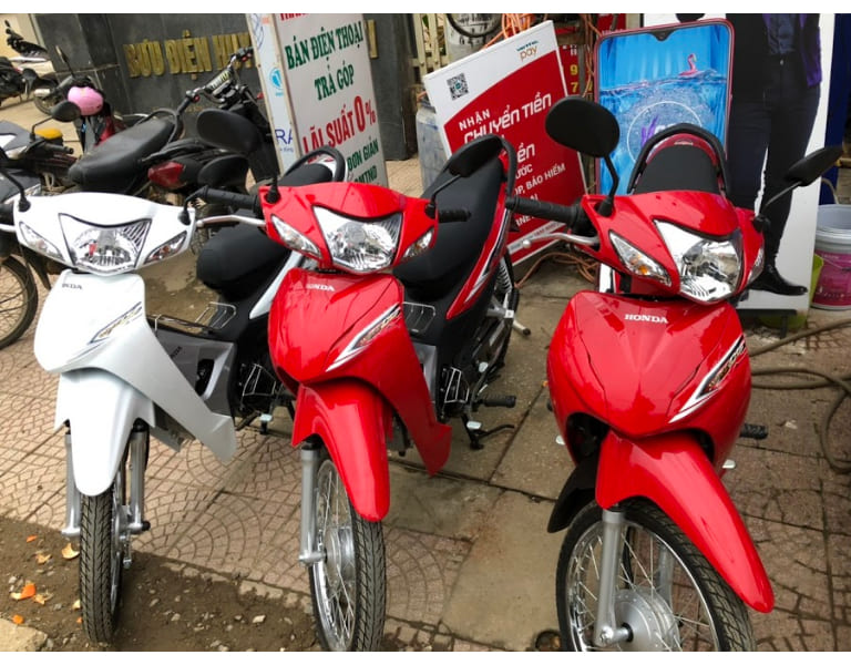 Toàn bộ xe máy Hoàng Quý đều là mẫu mới nhất được ra mắt tại thị trường Việt Nam.