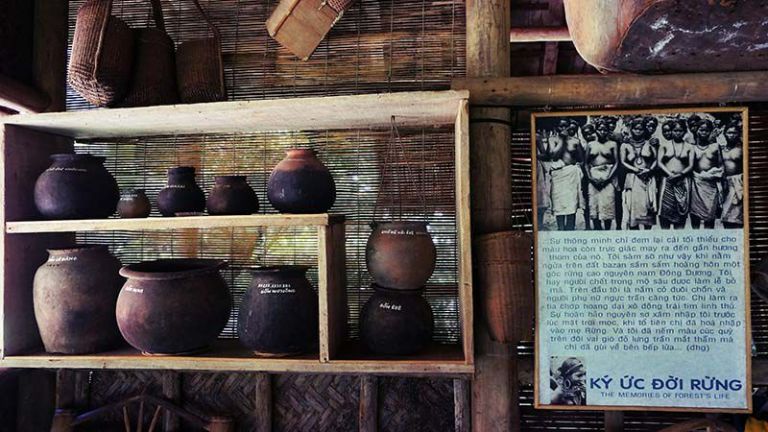 Đồ dùng từ thời xa xưa được lưu giữ và bảo tồn tại bảo tàng Đồng Đình Đà Nẵng