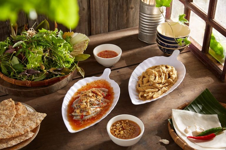 Gỏi cá Nam Ô, một món ăn truyền thống của người dân vùng biển Đà Nẵng.