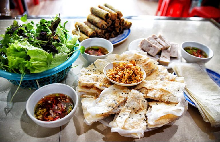 Dù bạn ăn chay hay ăn mặn vẫn đều thưởng thức được đặc sản bánh đập Đà Nẵng.