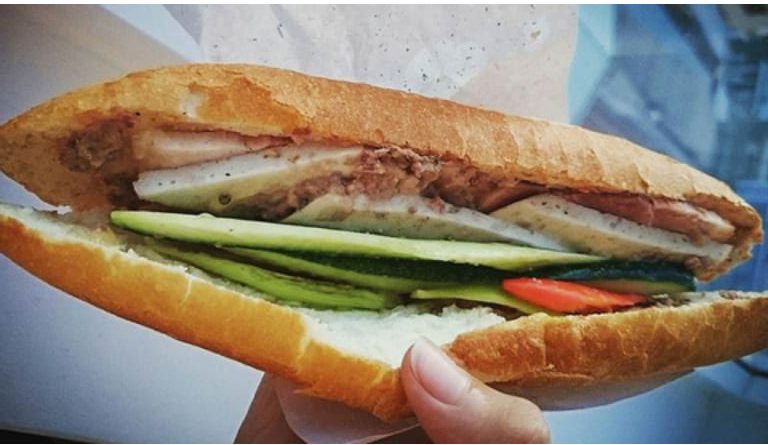 Bánh mì Bà Lan là thương hiệu bán bánh mì kẹp thịt lâu đời tại thành phố Đà Nẵng.