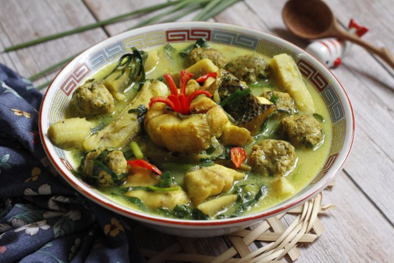 Cá lóc nấu ám là món best - seller tại nhà hàng khu du lịch khoáng nóng Phước Nhơn, thích hợp dùng vào mùa hè