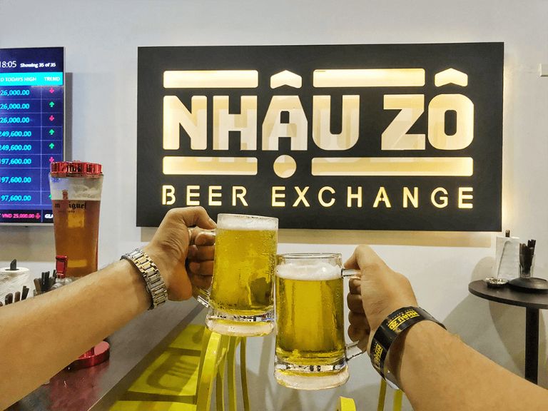 Một mô hình bia độc đáo tại Nhậu Zô gây tò mò và thích thú cho khách hàng đến đây thưởng thức 