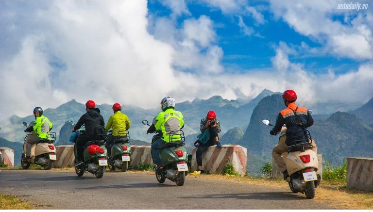 Du lịch Hà Giang tháng 9 bằng xe máy được nhiều bạn trẻ lựa chọn
