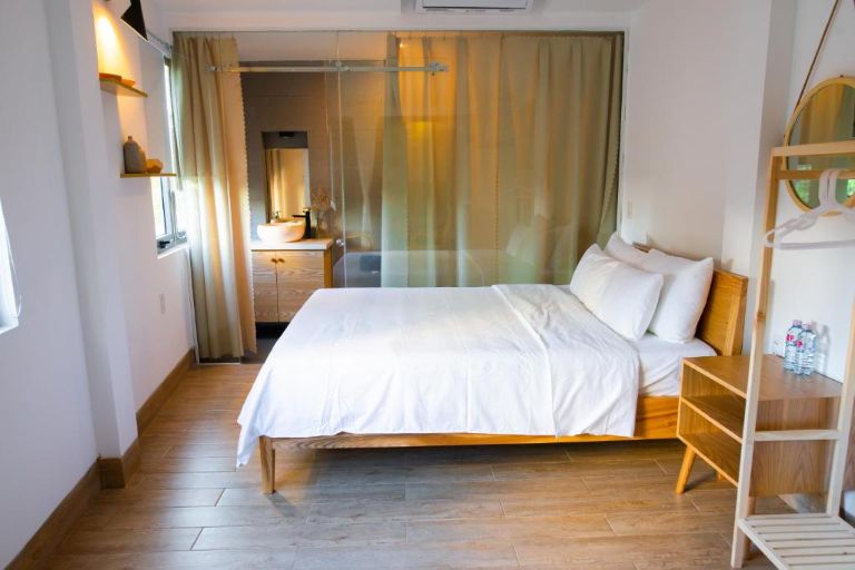Mặc dù phòng ngủ khá đơn giản, nhưng căn homestay Đà Nẵng này vẫn thu hút du khách bởi sự thân thiện và hiếu khách của cô chủ nhà