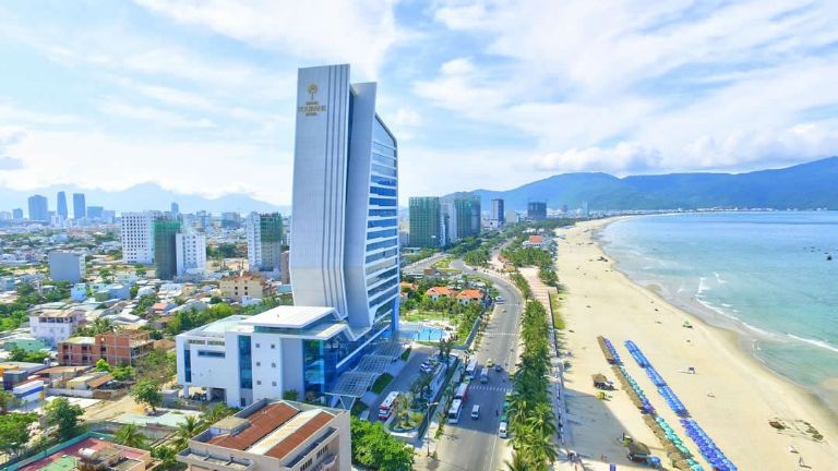 Khách sạn Đà Nẵng Bạch Đằng là địa điểm được nhiều người yêu thích lựa chọn bởi nằm ngay trong trung tâm thành phố
