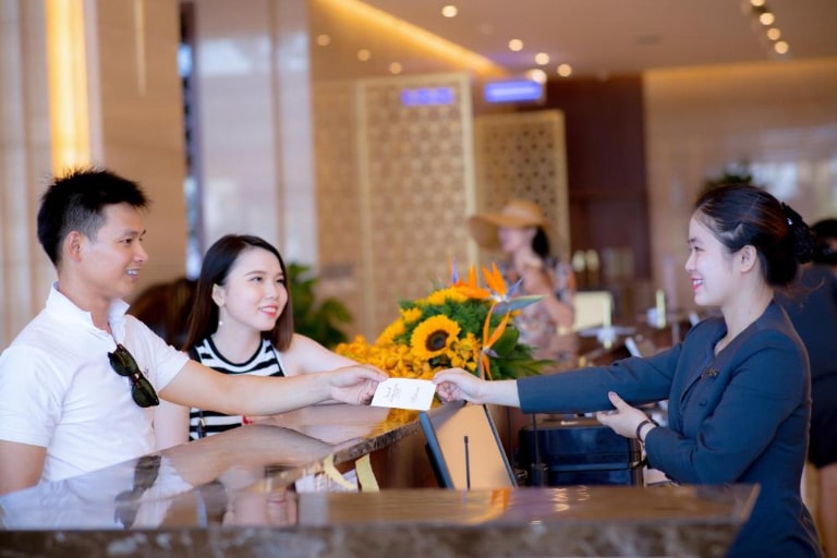 Tổng hợp TOP 08 khách sạn Đà Nẵng gần biển Mỹ Khê thu hút nhiều du khách