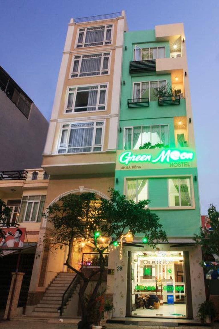 Green Moon Beach Hostel là một trong những khách sạn Đà Nẵng giá rẻ nhận được số điểm đánh giá rất cao 
