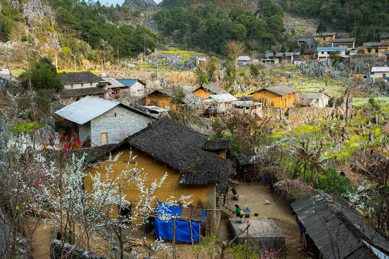 Lô Lô Chải là ngôi làng nhỏ nằm cuối cùng trong hành trình khám phá cao nguyên đá Đồng Văn mà du khách không nên bỏ lỡ 