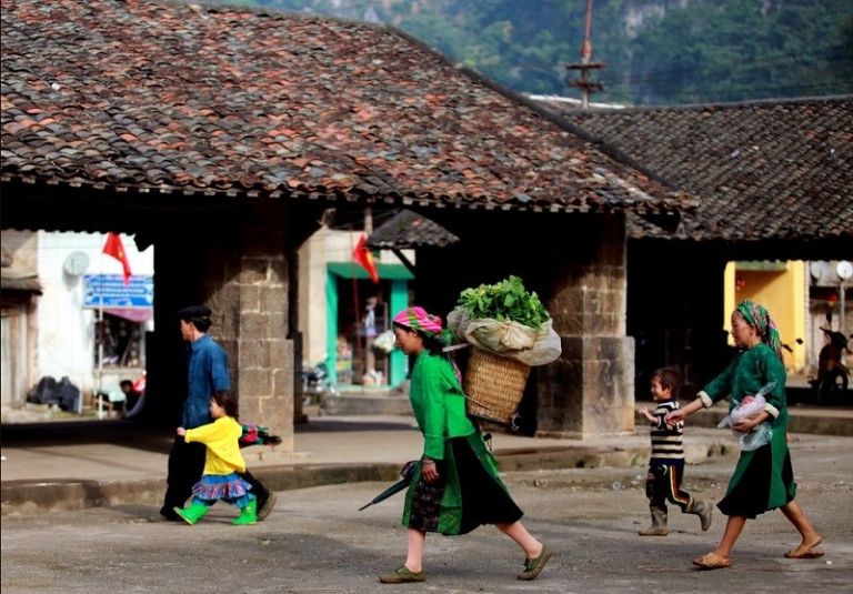 Hầu hết các ngôi nhà tại phố cổ Đồng Văn Hà Giang đều có tuổi đời hàng trăm năm 