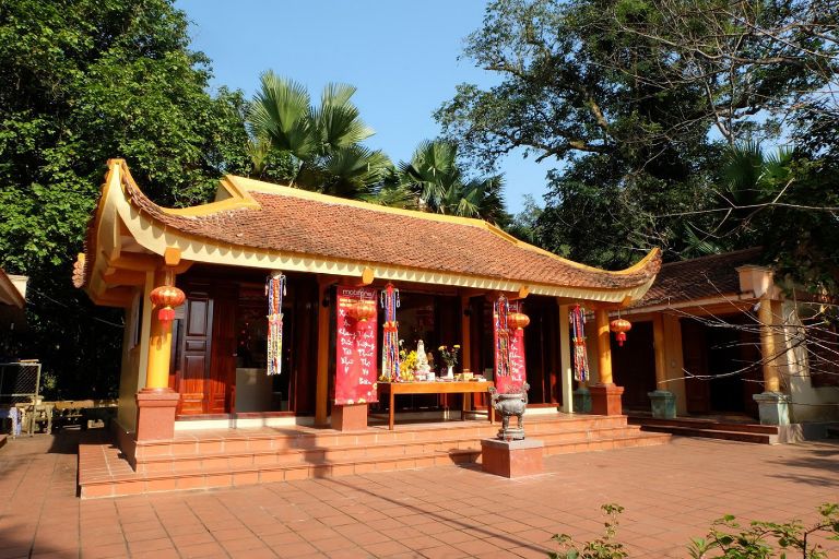 Chùa Sùng Khánh mang vẻ đẹp tâm linh là địa điểm đầu tiên trong tour du lịch Hà Giang 4 ngày 3 đêm 