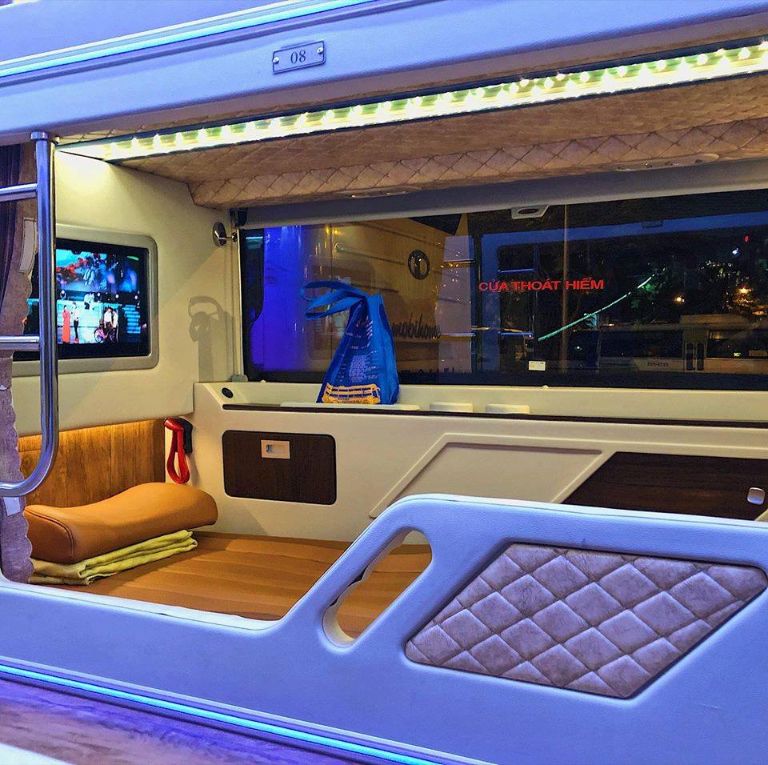 Không chỉ phục vụ hành khách với dòng xe giường nằm phổ thông, mà còn có cả hệ thống limousine hiện đại, "sang chảnh" 