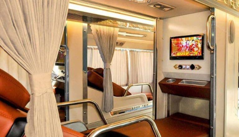 Nhà xe Thắng Lợi mang đến cho du khách hệ thống giường nằm thoải mái và riêng tư.