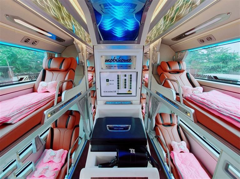 Dòng xe limousine chất lượng cao với cơ sở vật chất hiện đại, cao cấp sẽ tạo nên những trải nghiệm chuyến đi "sang chảnh" 