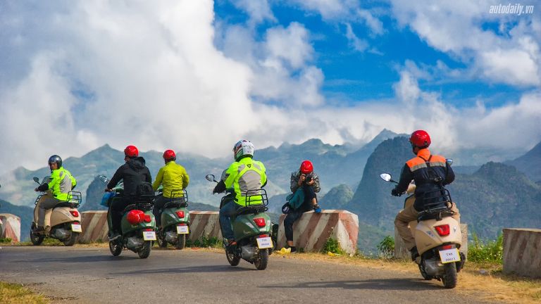 Dịch vụ thuê xe máy tại Hà Giang khá phát triển, đáp ứng nhu cầu gia tăng của du khách