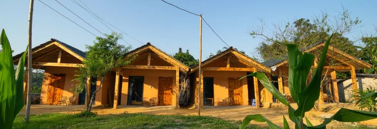 Chook Bungalow homestay là tập hợp các ngôi nhà sàn vách đất mang đậm nét đặc trưng vùng núi Đông Bắc