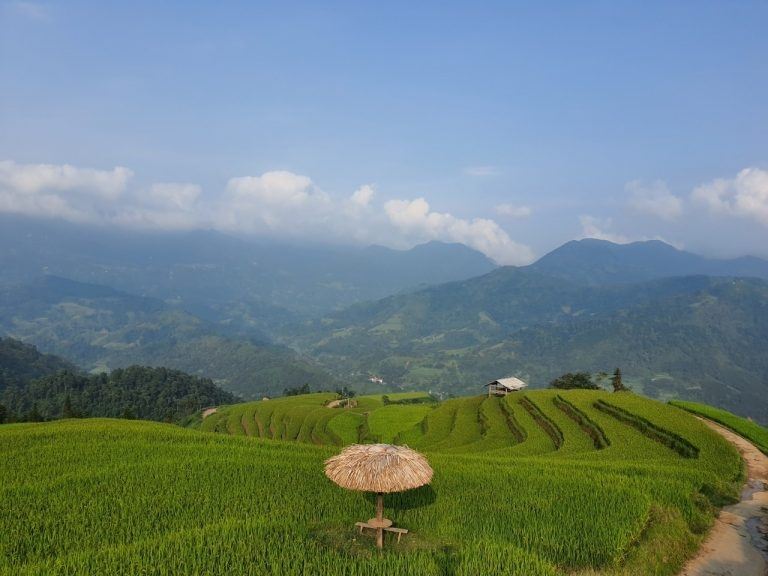 Bản Nậm Hồng Hà Giang là địa điểm du lịch lý tưởng khi bạn đang muốn tìm kiếm một nơi bình yên, giản dị.