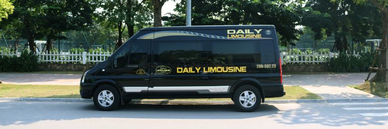 Với hệ thống động cơ mạnh mẽ, xe khách Daily Limousine mang đến chuyến đi êm ái và nhanh hơn các hãng xe khác 