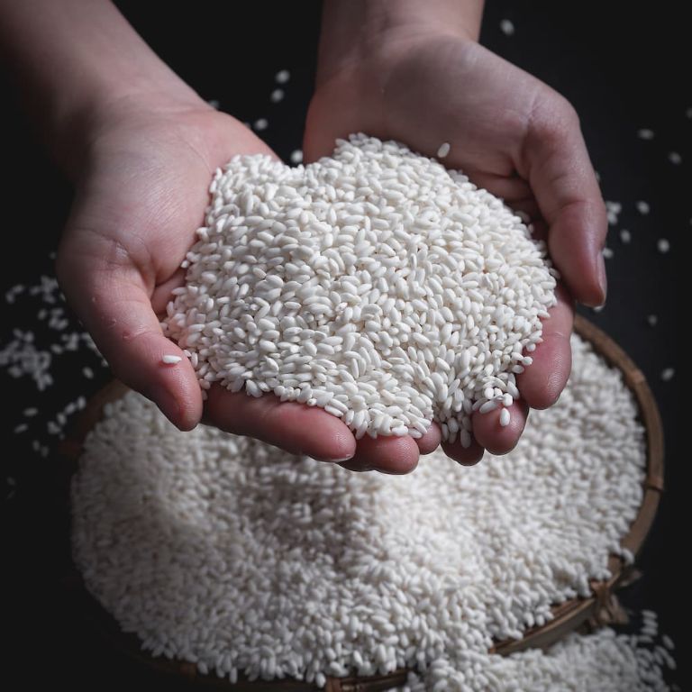 Người dân Tày thường sử dụng loại gạo nếp hoa vàng để nấu xôi có vị dẻo thơm bởi chúng có chất lượng tốt, bổ dưỡng 