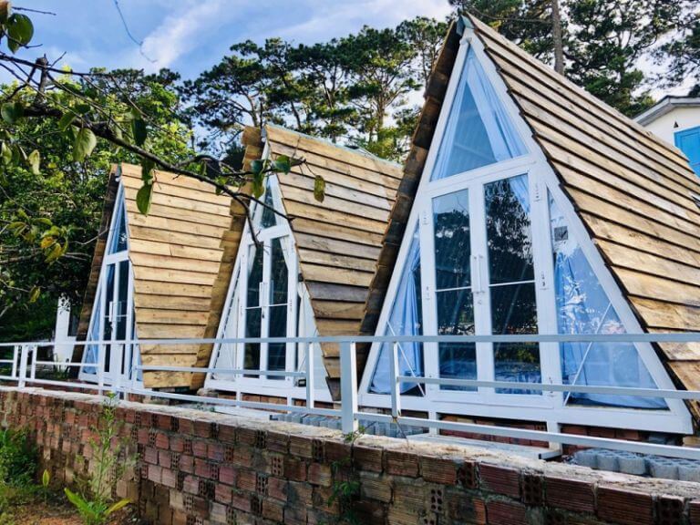 Dalat Teepee Homestay sở hữu các bungalow thiết kế theo phong cách Bắc Âu thu hút nhiều du khách 