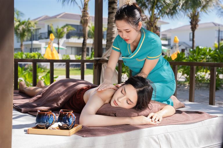 Andochine Spa là không gian chăm sóc sức khỏe chuyên sâu dành cho du khách muốn trải nghiệm các liệu pháp massage độc đáo. 