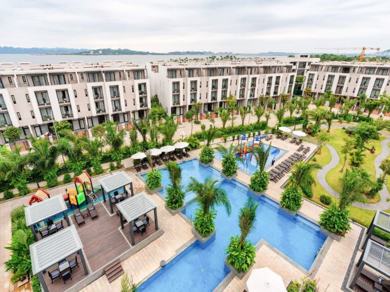 Homestay Lotus Bãi Cháy thuộc khu nghỉ dưỡng 5 sao Royal Lotus Halong Resort & Villas đẳng cấp