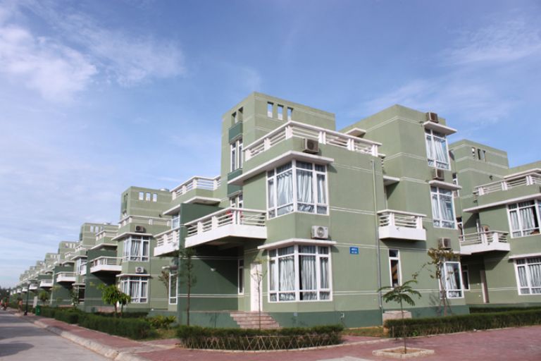 Hải Tiến Villa là căn biệt thự nằm trong quần thể Resort Eureka Linh Truong với an ninh cực đảm bảo.