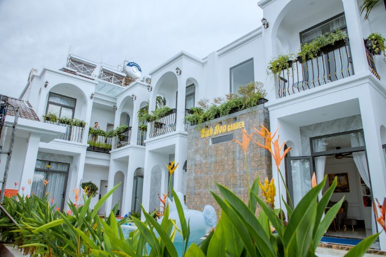 Ninh Hoa Garden là một trong số ít homestay homestay Buôn Ma Thuột Đắk Lắk đi theo lối thiết kế sang trọng hiện nay.