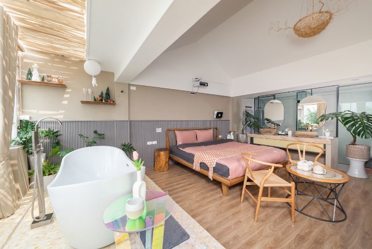 Mọi căn hộ DuLy's House - homestay Hồ Tây Hà Nội đều được xây dựng với tông màu trắng tạo cảm giác sạch sẽ, sang trọng