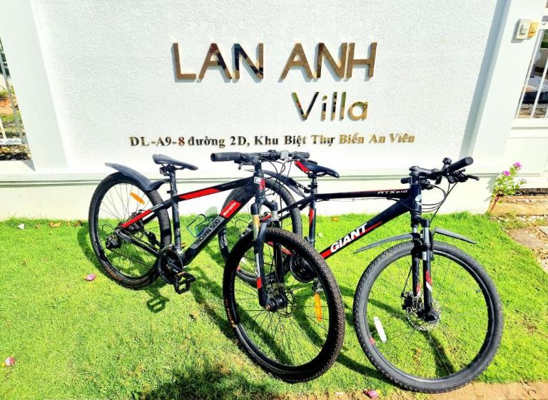 Villa có phuc vụ xe đạp miễn phí để du khách sử dụng di chuyển trong khuôn viên và ra bãi biển.
