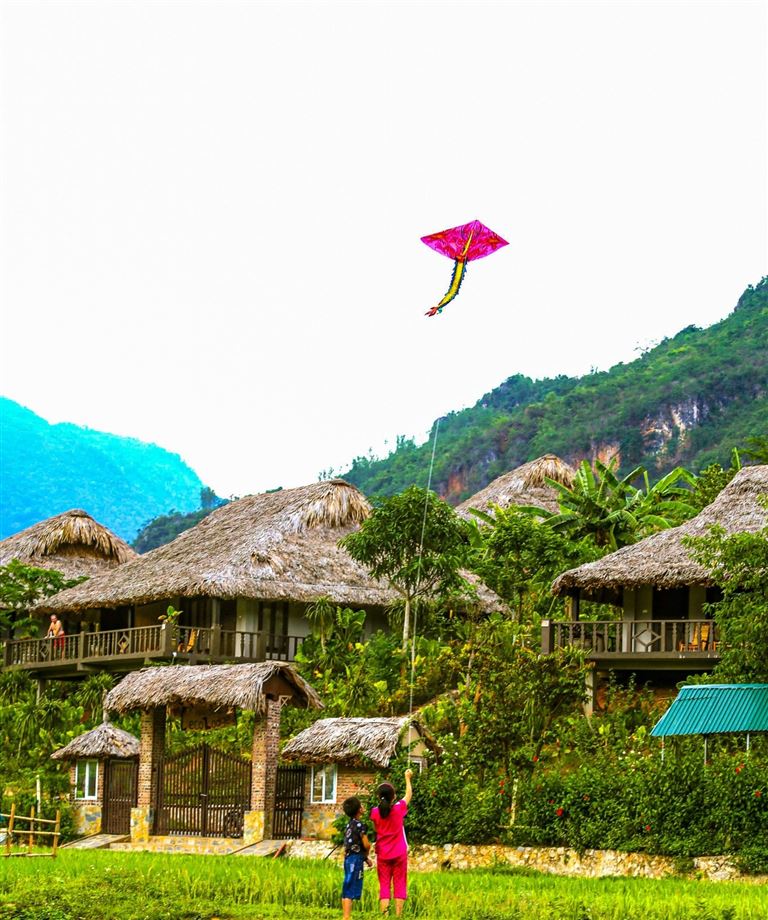 Mai Châu Ecolodge Hòa Bình là một khu nghỉ dưỡng sinh thái đầu tiên và duy nhất tại Hoà Bình. 