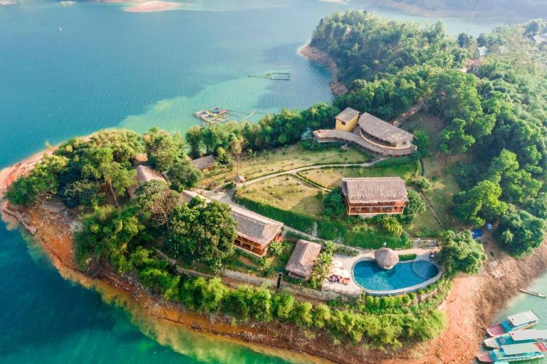 Mai Châu HideAway Lake Hoà Bình là khu nghỉ dưỡng sinh thái được nhiều du khách ưa chuộng (nguồn: facebook.com)