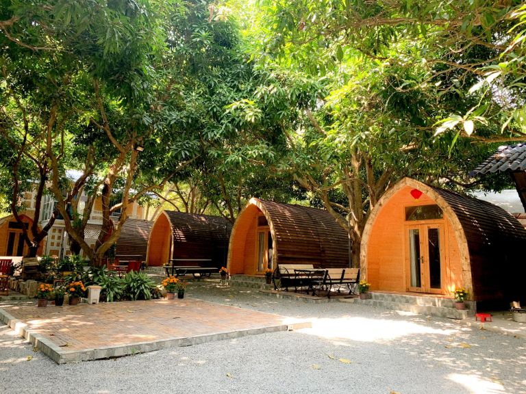 Lưu trú qua đêm tại bungalow mang đến trải nghiệm mới mẻ cho khách du lịch. (Nguồn: Facebook.com)