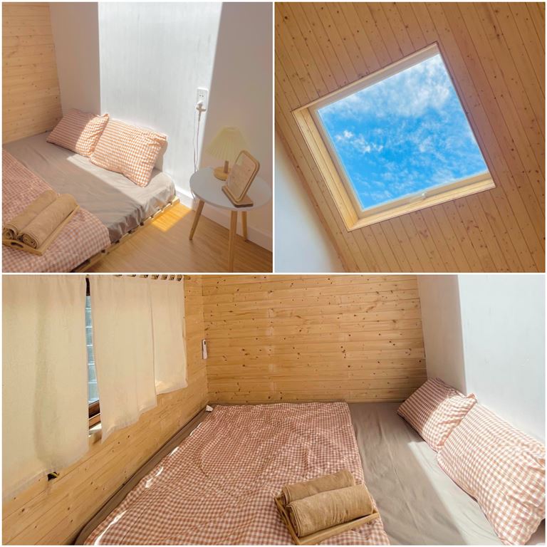 Hạng phòng gác mái sử dụng vệ sinh chung ngoài phòng nghỉ nên gây ra một chút bất tiện.