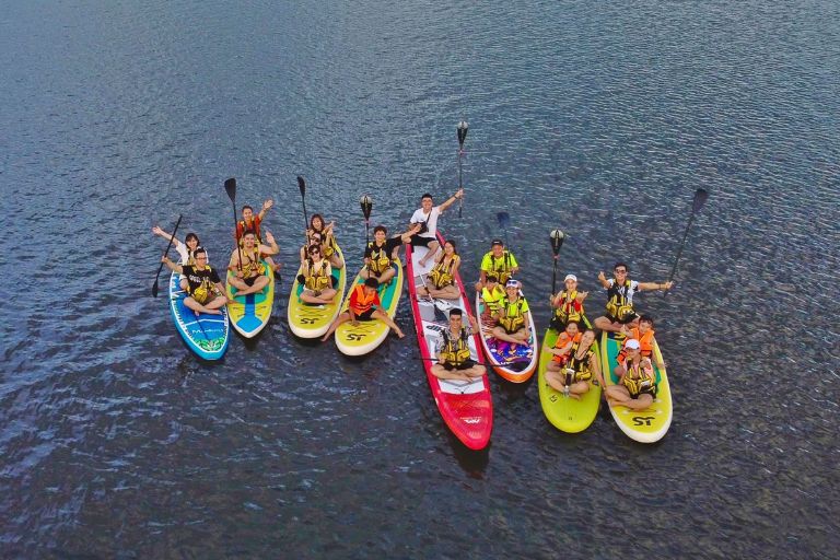 Dịch vụ chèo thuyền SUP trên sông Hương là hoạt động cực kì thú vị bạn không nên bỏ qua (nguồn: facebook.com)