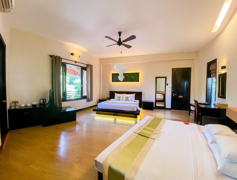 Junior Suite là hạng phòng có diện tích lớn nhất tại Bamboo Resort Mũi Né với khoảng 56 mét vuông.