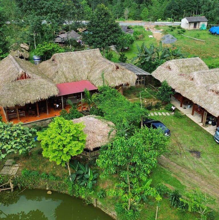 Khu homestay nằm ngay trên trục đường chính tại Bản Dù rất dễ tìm kiếm (Nguồn: Facebook.com)