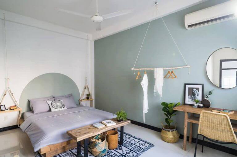 Homestay Sài Gòn này decor và trang trí phòng ngủ rất đơn giản và tối giản mang đến cho du khách một không gian sinh hoạt rộng rãi