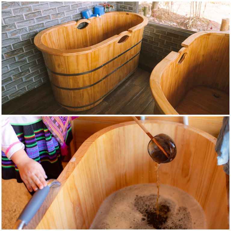 Bể tắm lá thuốc truyền thống người Dao tại homestay được làm bằng gỗ sơn (nguồn: facebook.com)