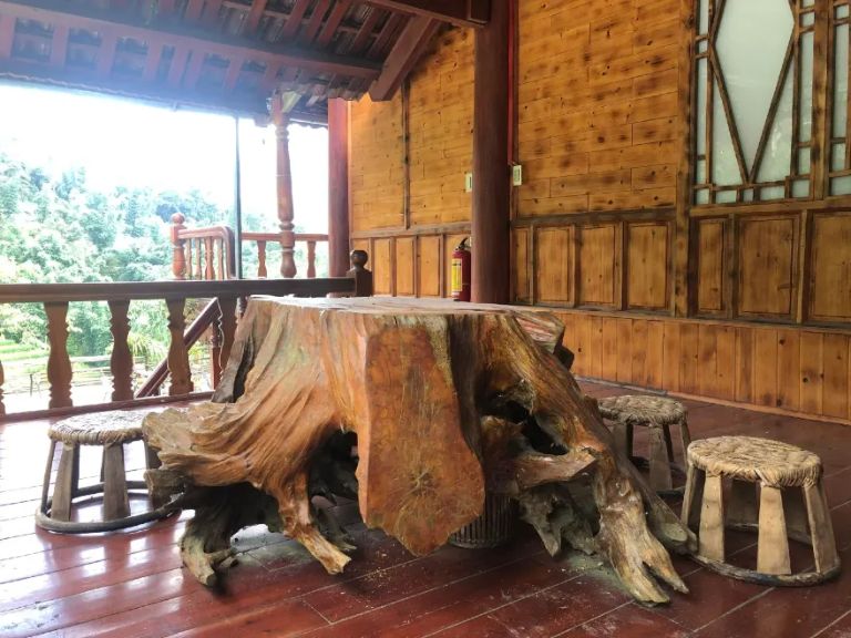 Sapanapro Homestay Ta Phin có không gian sinh hoạt chung cho bạn ngồi trò chuyện (nguồn: facebook.com)